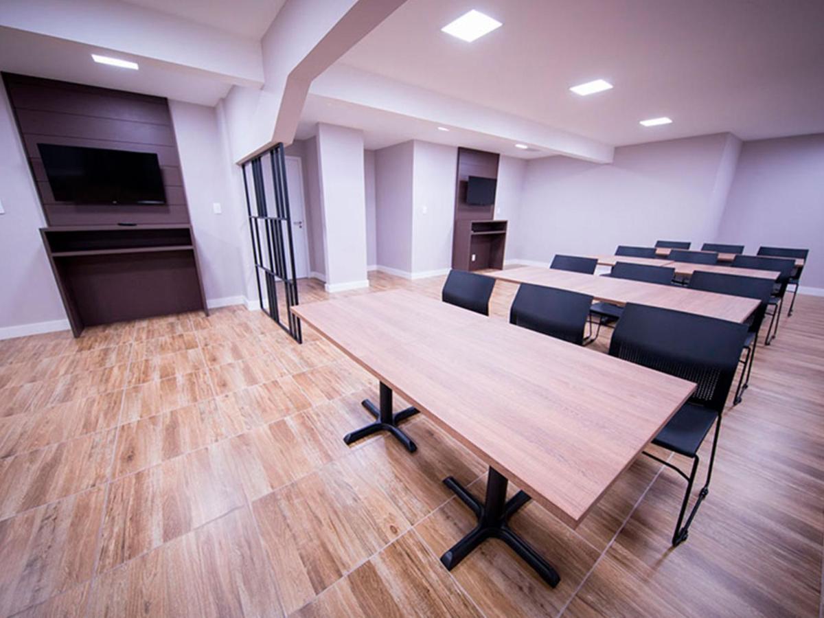 Vila Business Hotel Volta Redonda Buitenkant foto